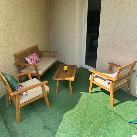 Appartement En Rez De Jardin Tout Equipe Fleurance Εξωτερικό φωτογραφία